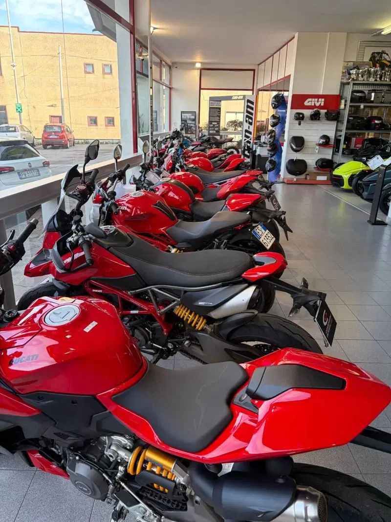 Ducati Streetfighter V2 S (2025 - 26) (16)