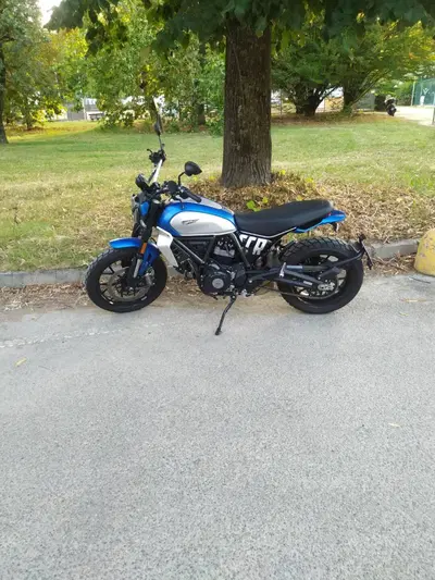 Ducati Scrambler 800 Icon (2023 - 24) usata