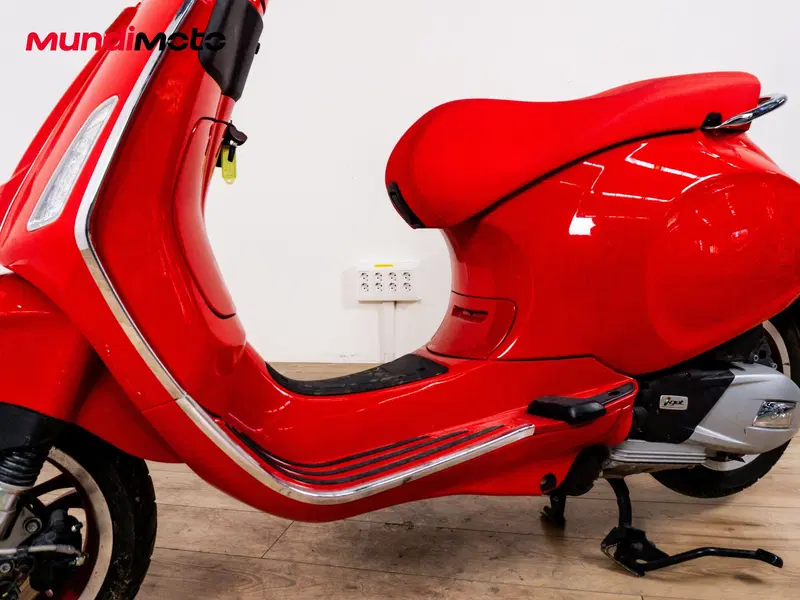Vespa Primavera 125 RED (2025 - 26) (8)