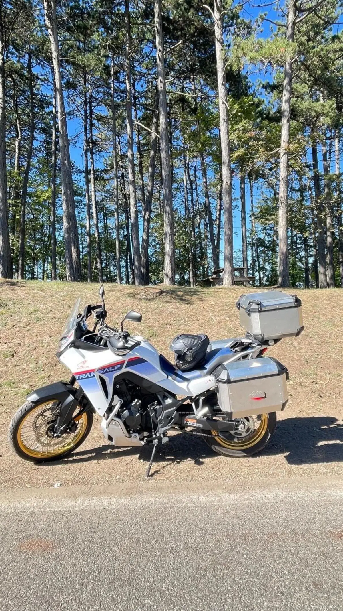 Honda Transalp XL750 (2023 - 24) (4)