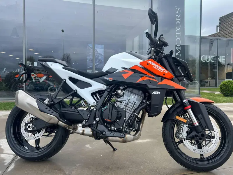 KTM 990 Duke (2024 - 26) (2)