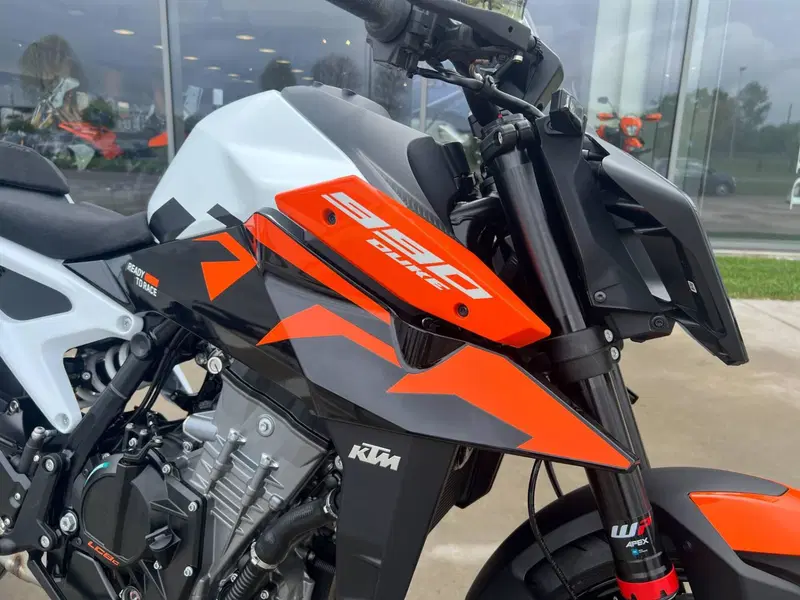 KTM 990 Duke (2024 - 26) (3)