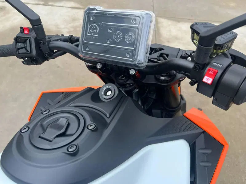 KTM 990 Duke (2024 - 26) (7)