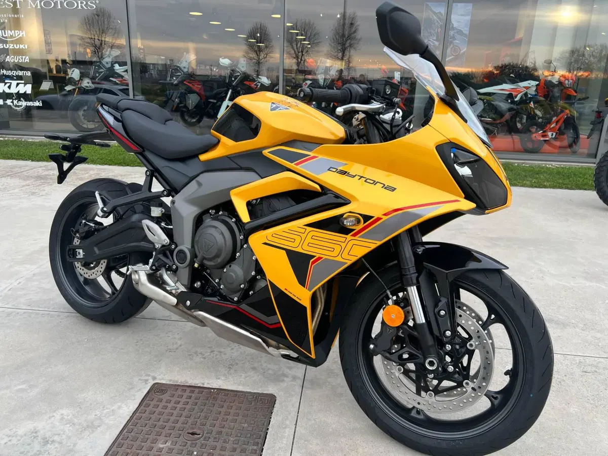 Triumph Daytona 660 (2027) (7)