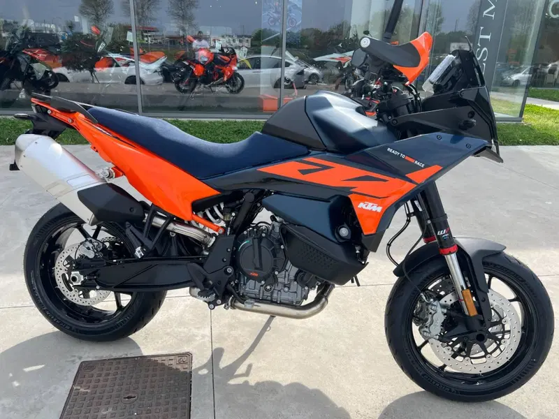 KTM 890 SMT (2026)