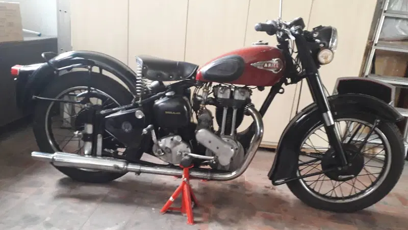 Ariel Red Hunter 350 (2)