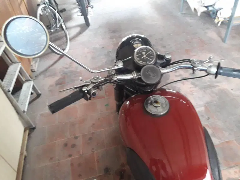 Ariel Red Hunter 350 (3)