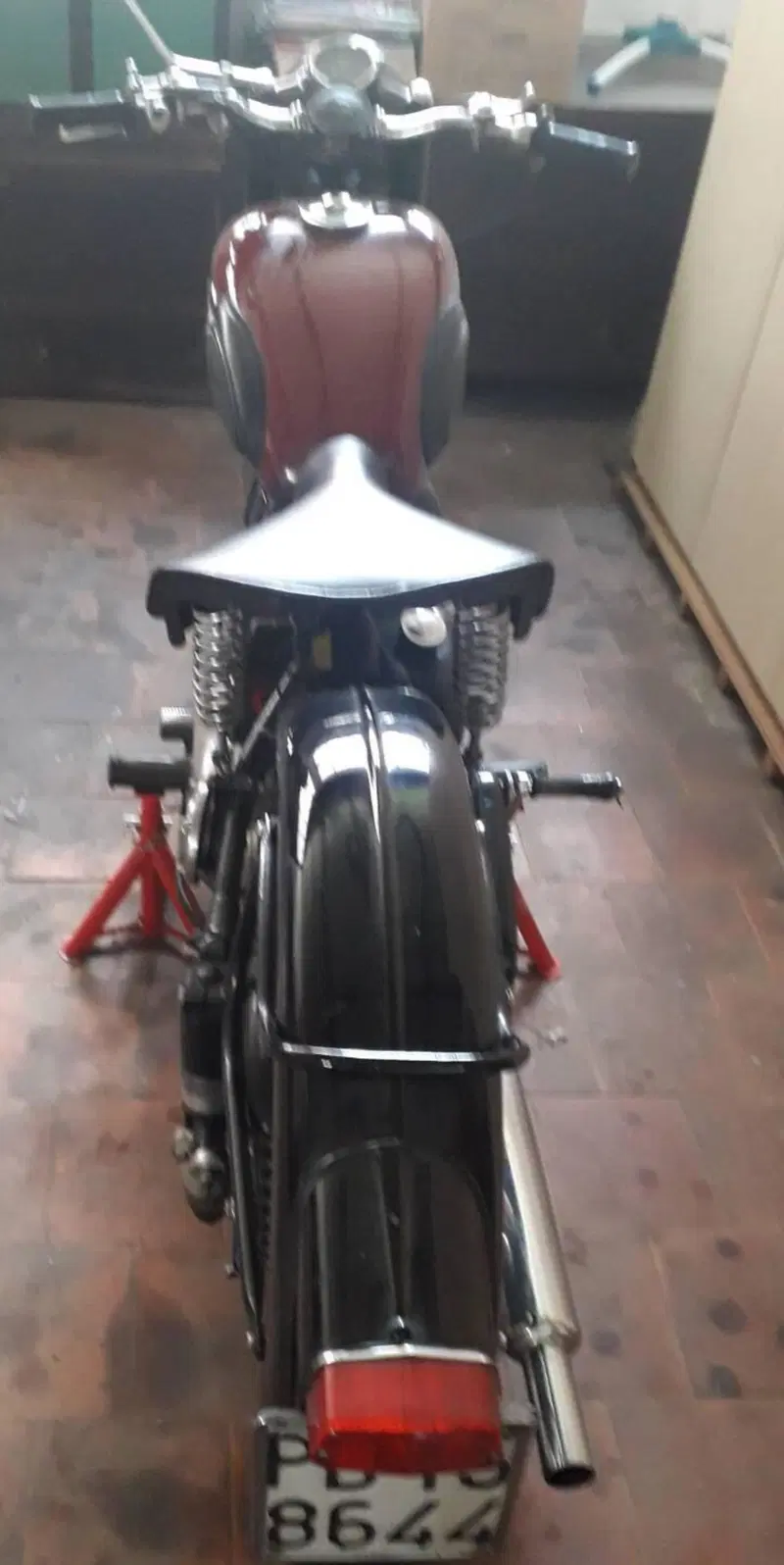 Ariel Red Hunter 350 (5)