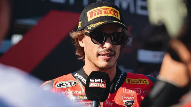 MotoGP 2027. Nicol&ograve; Bulega e Trackhouse MotoGP Team: contatto!