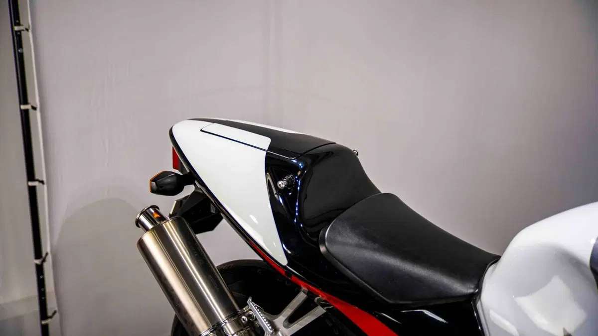 Honda VTR 1000 SP-2 (2002 - 06) (12)