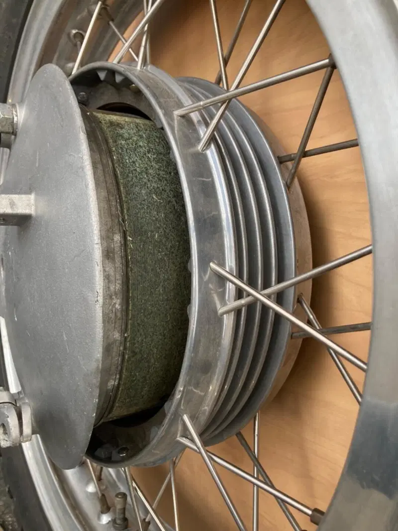 Ruota V7Sport Moto Guzzi (4)