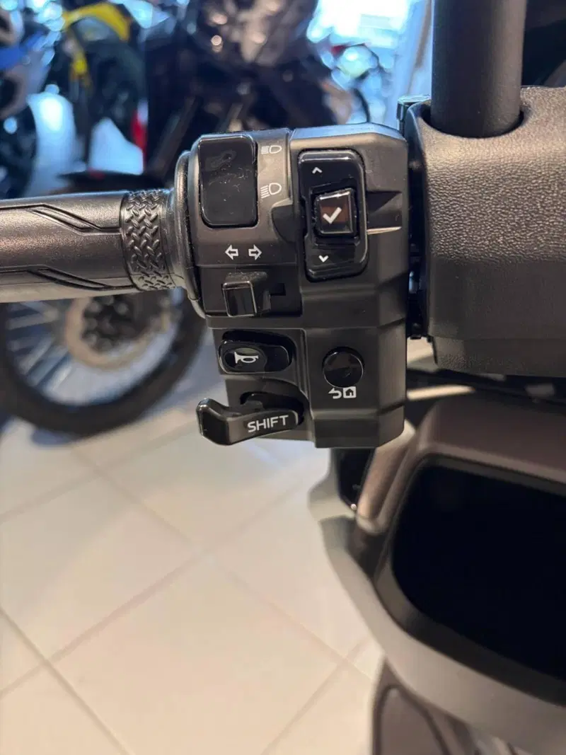 Yamaha N-Max 155 (2026) (4)