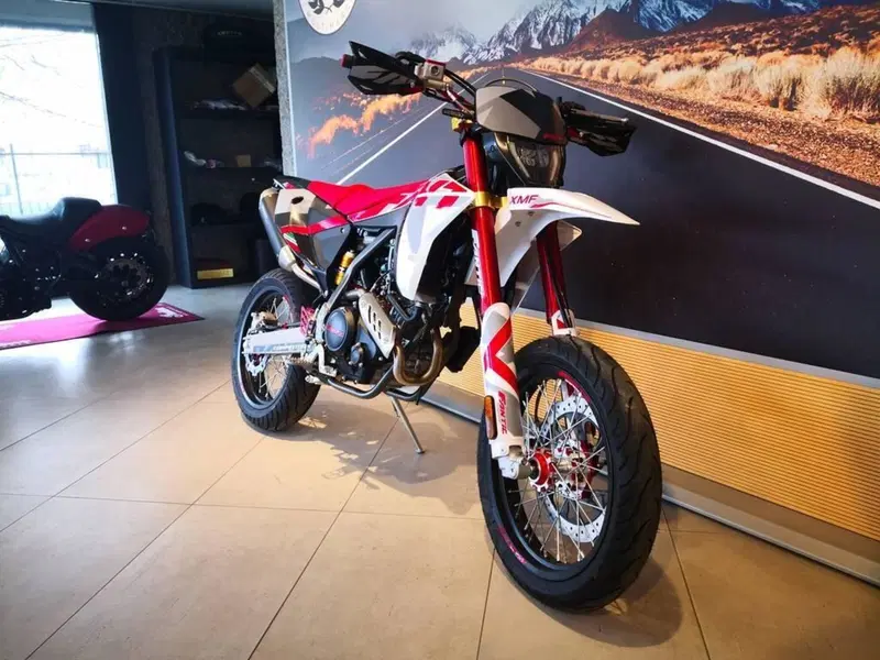 Fantic Motor XMF 125 Competition (2025 - 26) (3)