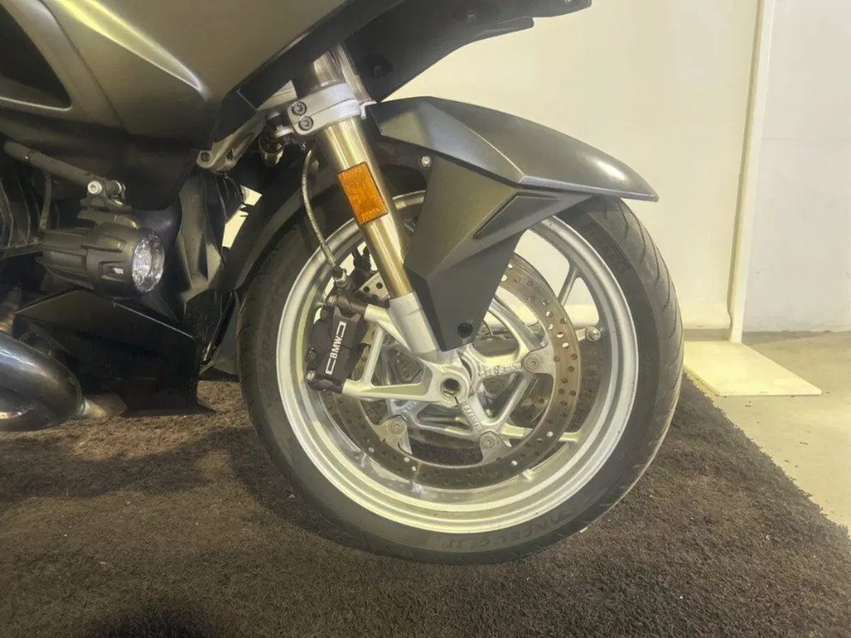 Bmw R 1250 RT (2021 - 25) (8)