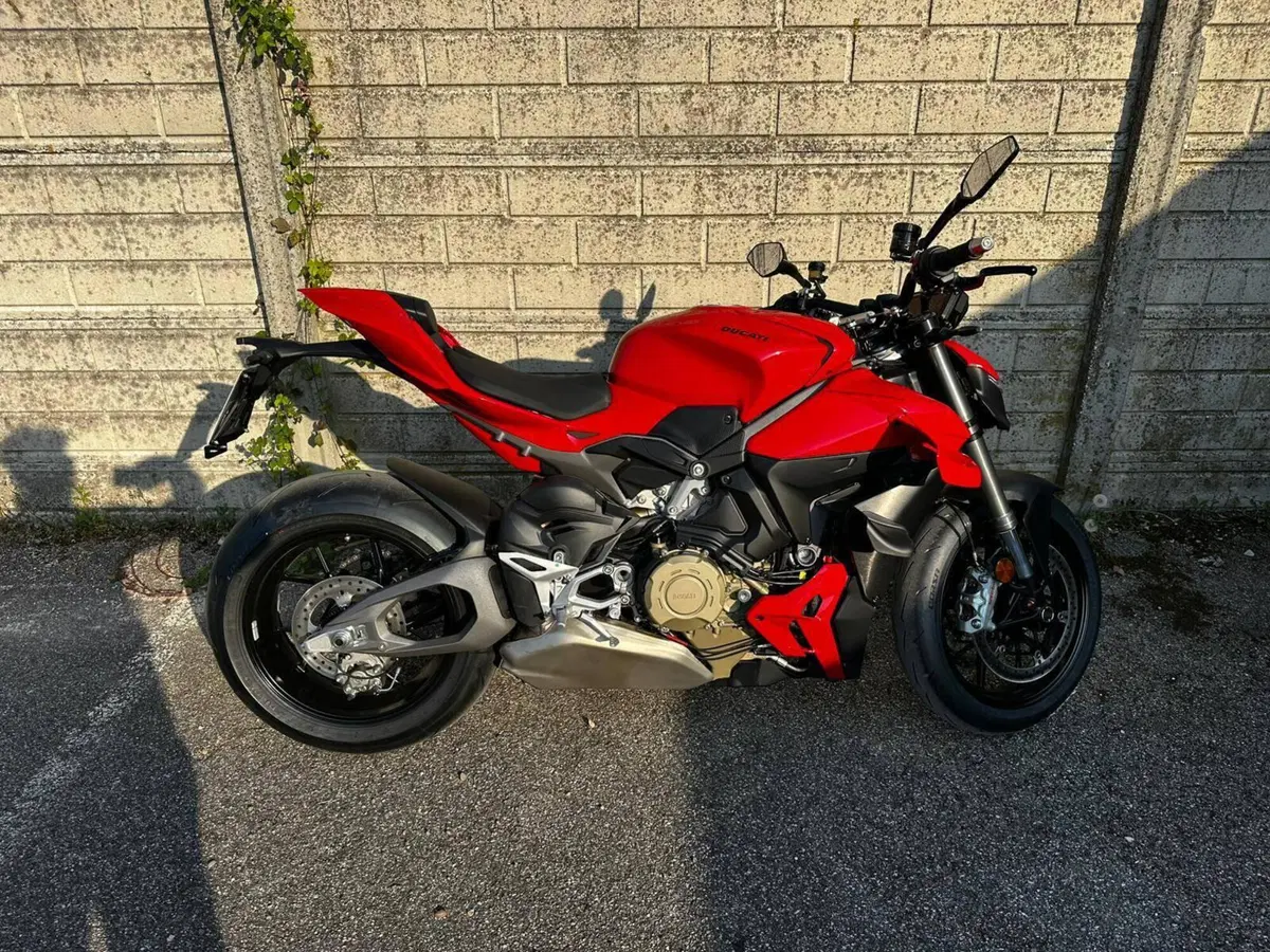 Ducati Streetfighter V4 (2025 - 26) (9)