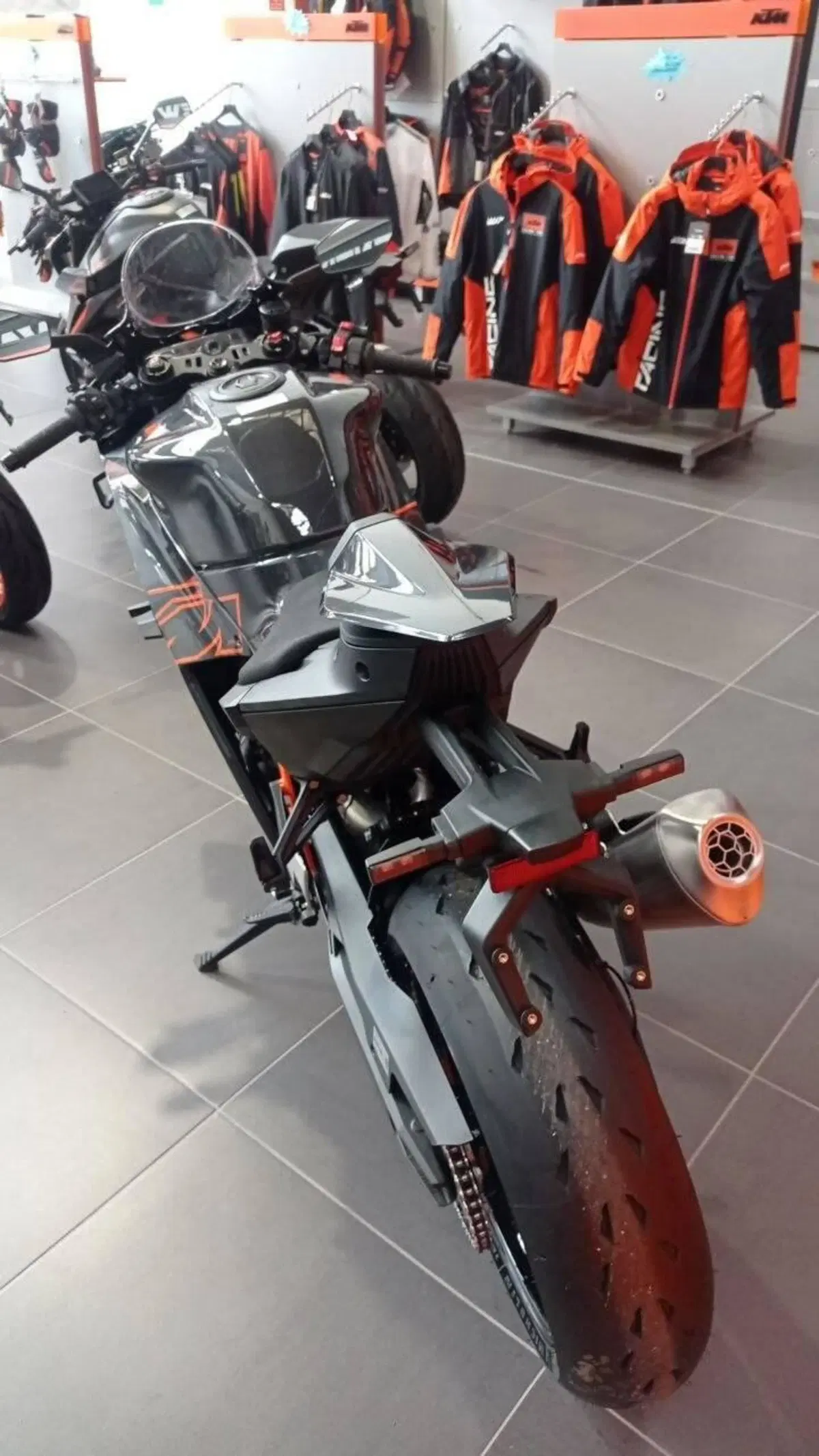 KTM 990 RC R (2026) (4)