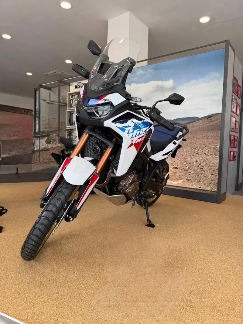 Honda Africa Twin CRF 1100L ES DCT (2024 - 26)
