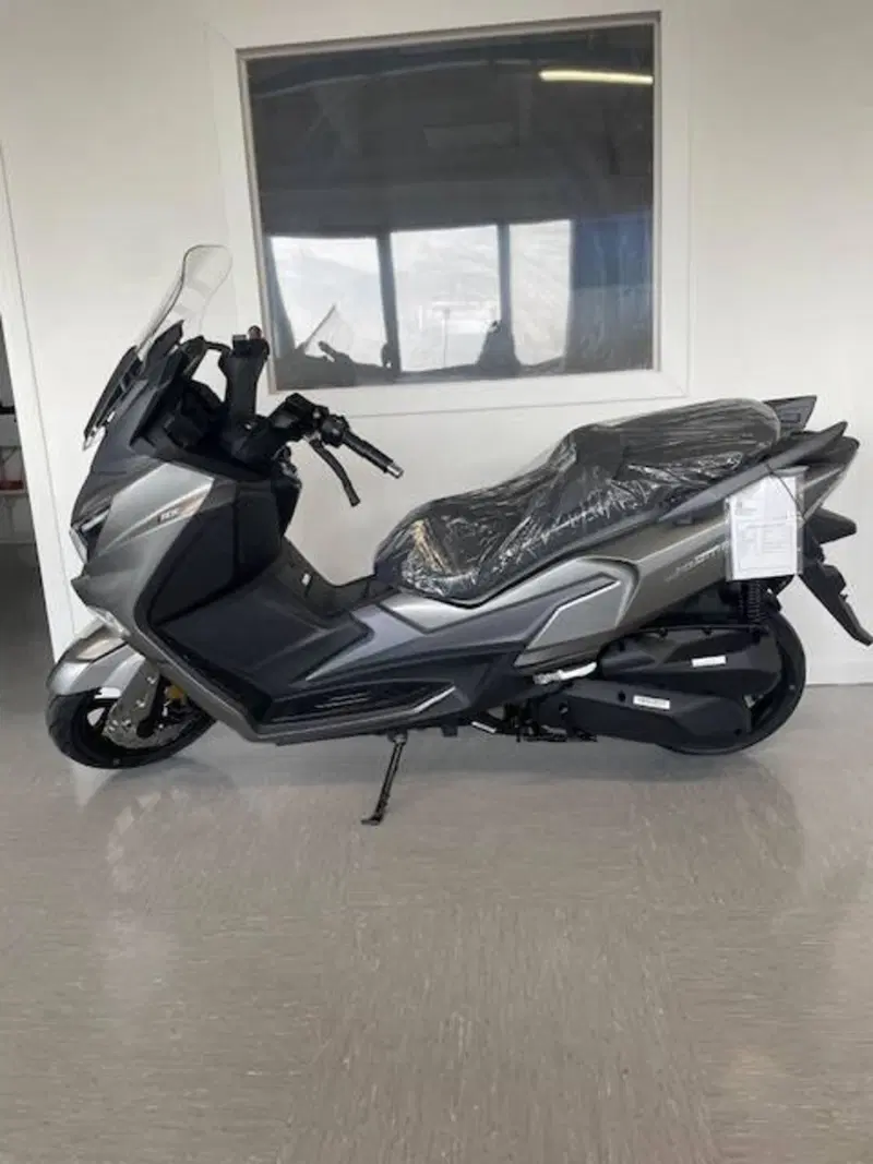 Sym Joymax 300 Z (2025 - 26)