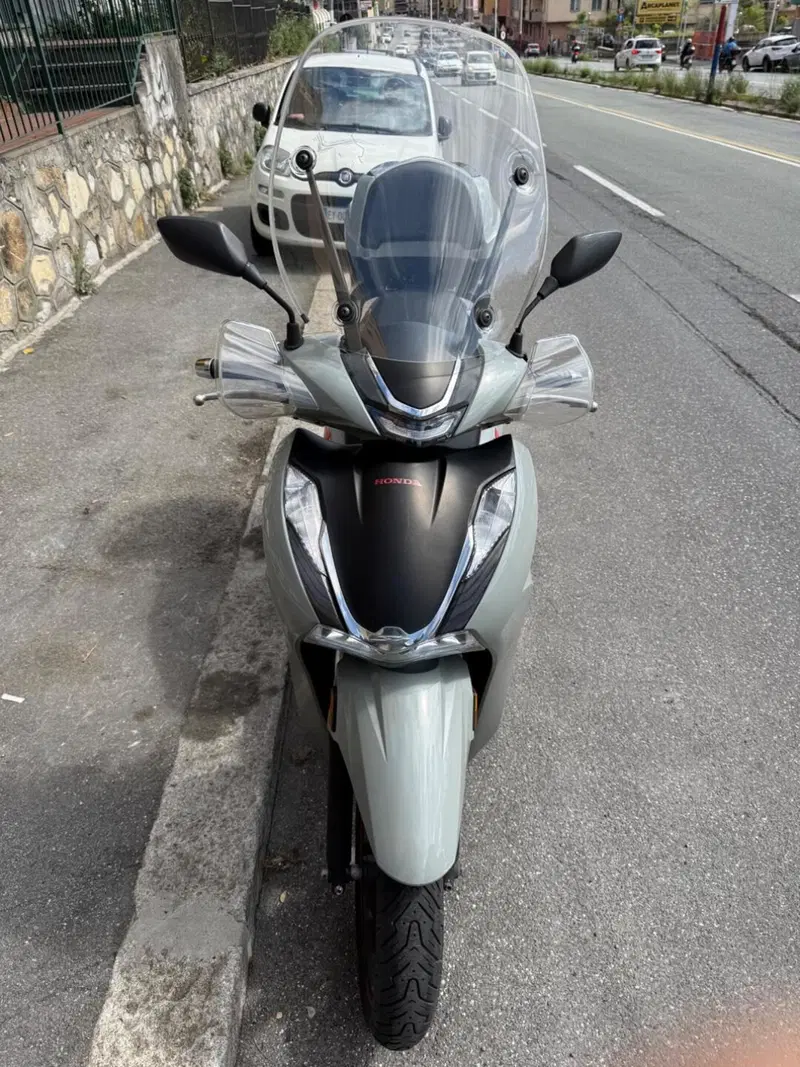 Honda SH 350 Sport (2021 - 24) (2)