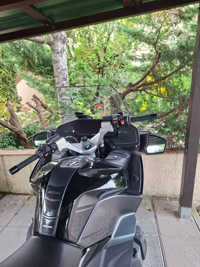 Bmw R 1250 RT (2021 - 25) (2)