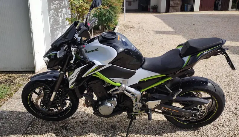Kawasaki Z 900 Performance (2019)
