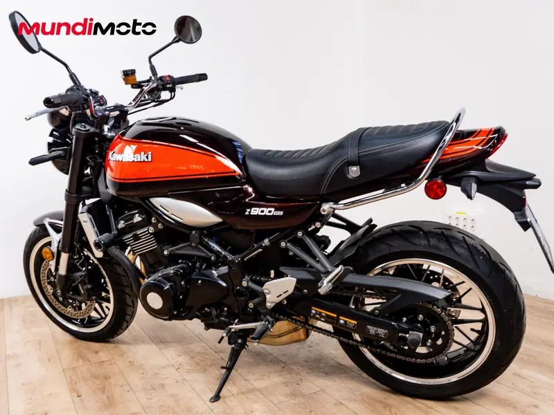 Kawasaki Z 900 RS (2021) (7)