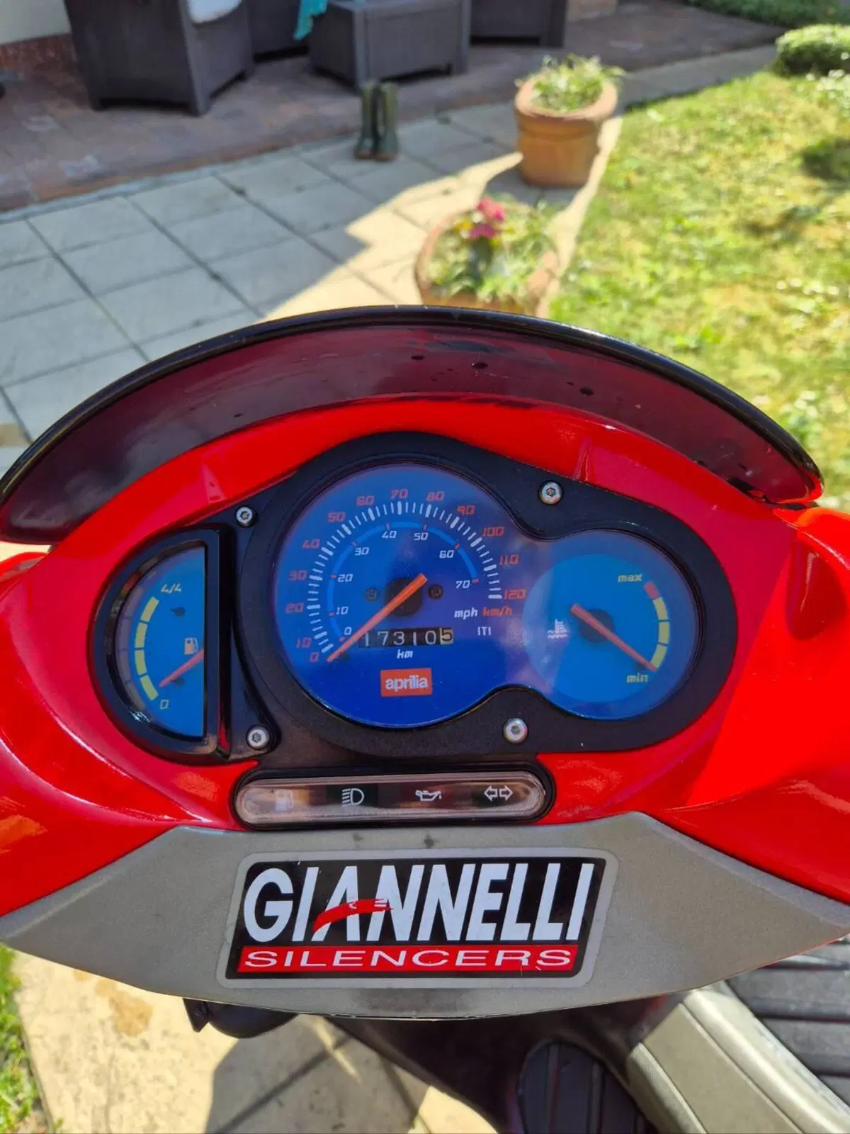 Aprilia SR 50 Racing LC (1998 - 02) (8)