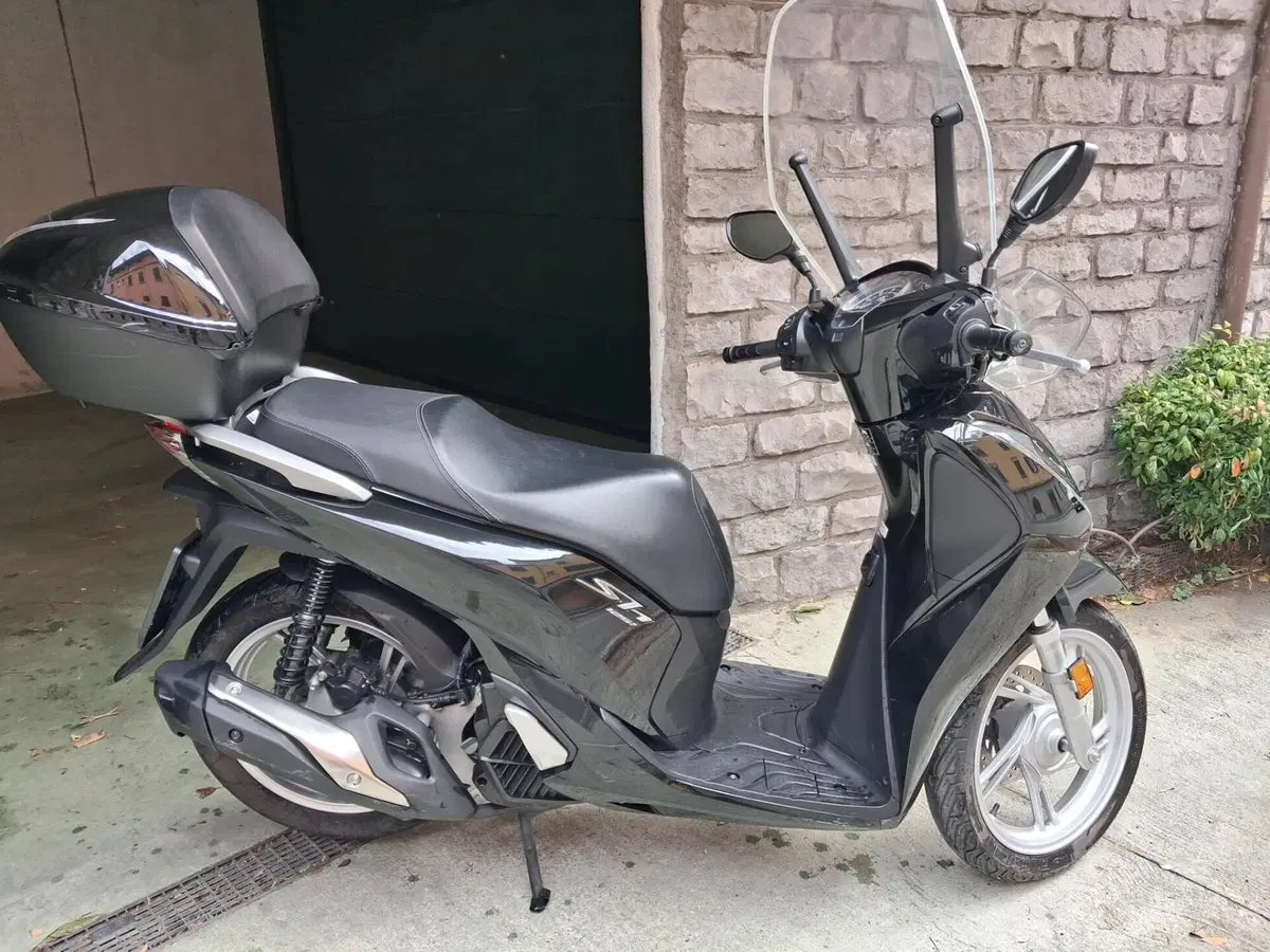 Honda SH 125i (2017 - 19) (3)
