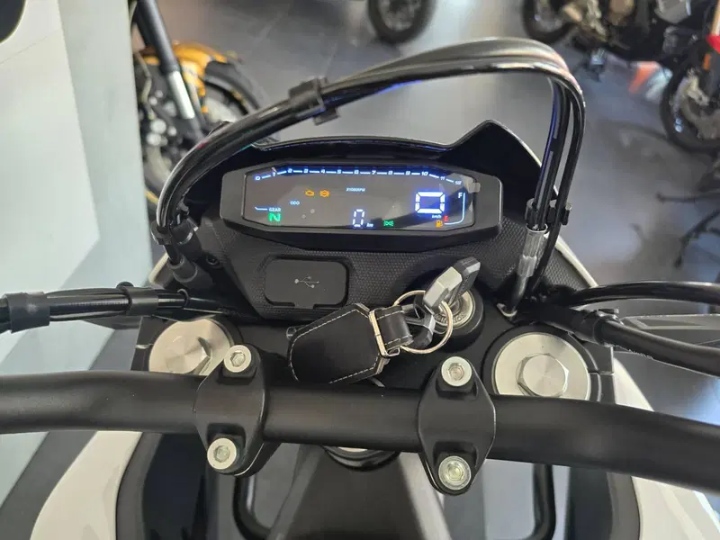 CFMOTO CFLite 250 Dual (2026) (13)