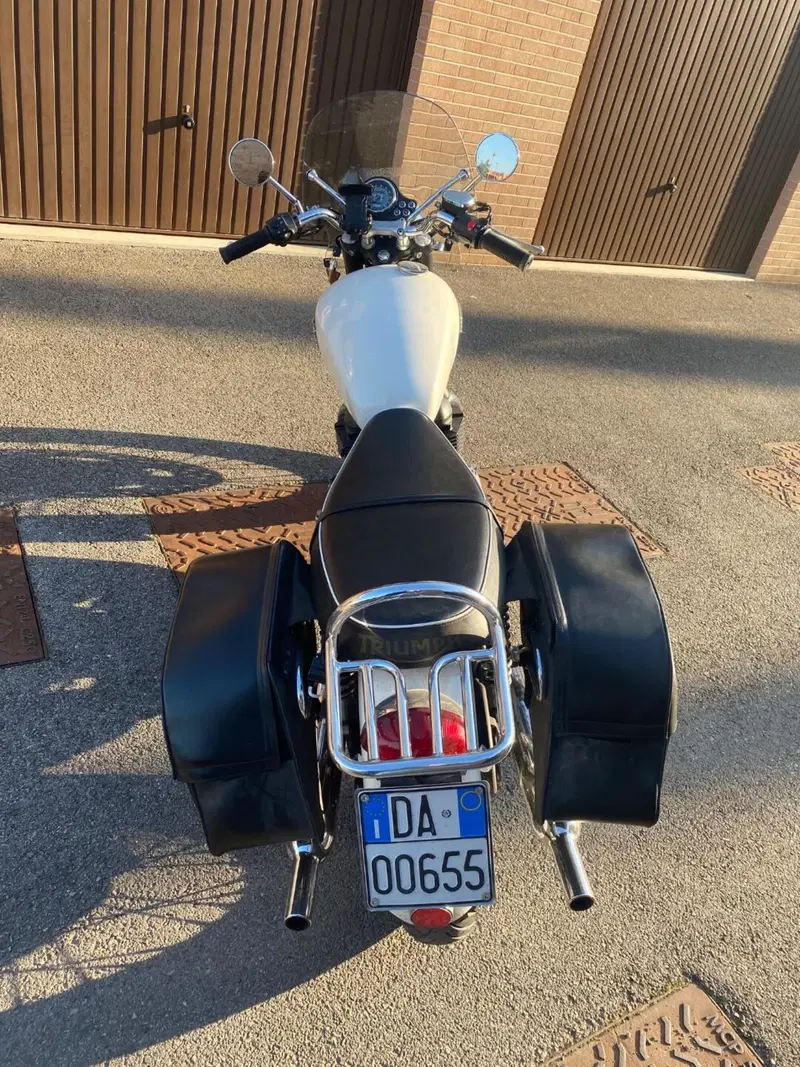 Triumph Bonneville T100 (2008 - 16) (7)