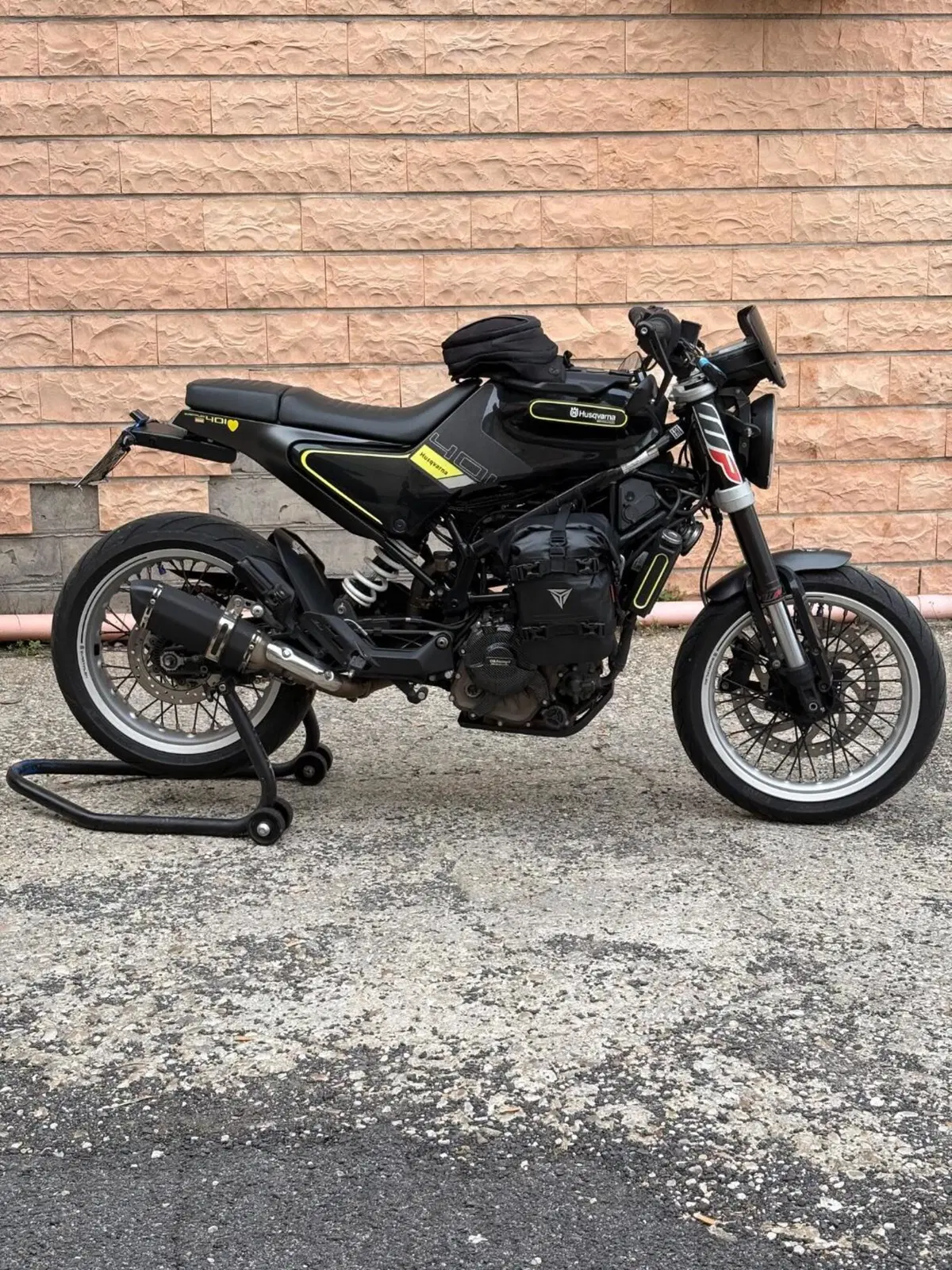Husqvarna Svartpilen 401 (2018 - 19) (2)