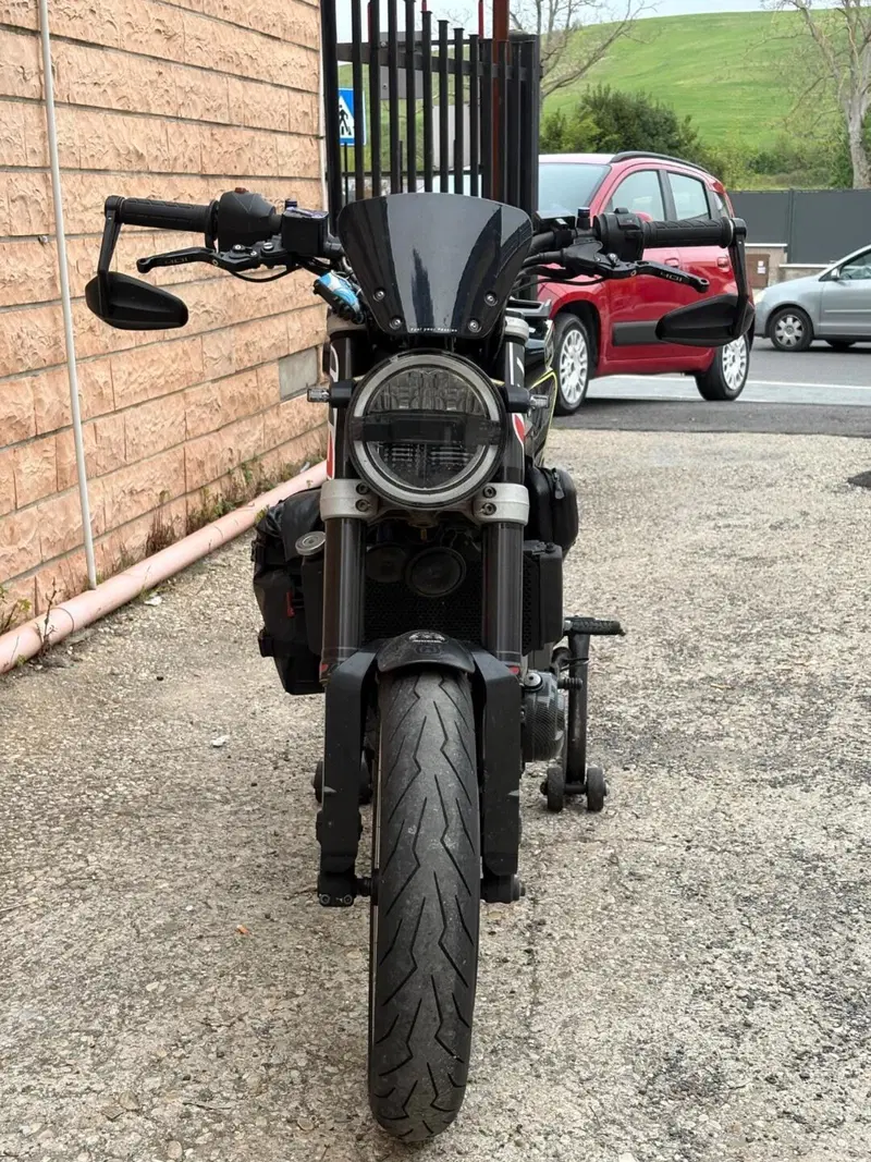 Husqvarna Svartpilen 401 (2018 - 19) (6)