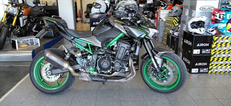 Kawasaki Z 900 (2021 - 24) (3)