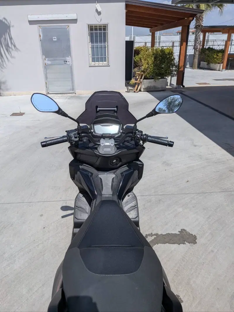 Aprilia SR GT 125 Sport (2025 - 26) (6)