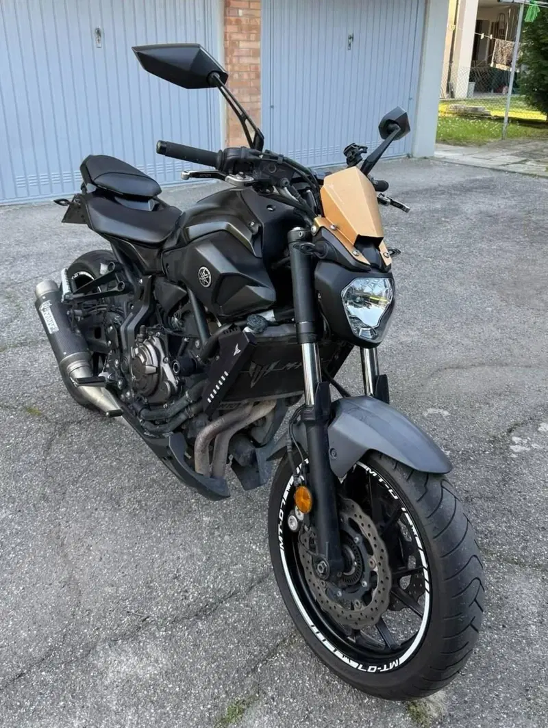 Yamaha MT-07 (2017 - 18) (2)