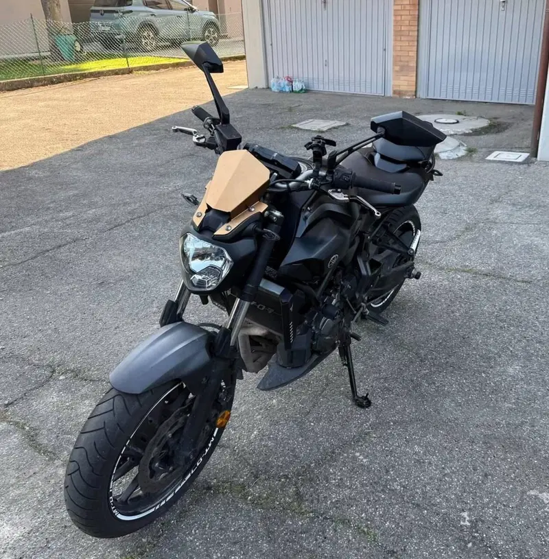 Yamaha MT-07 (2017 - 18) (7)