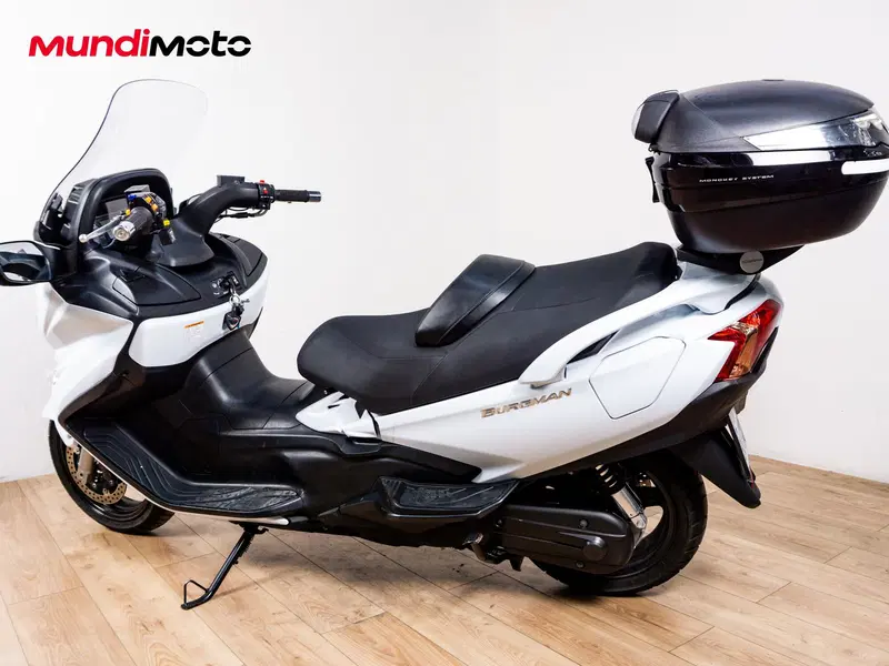 Suzuki Burgman AN 650 Executive ABS (2013 - 17) (7)