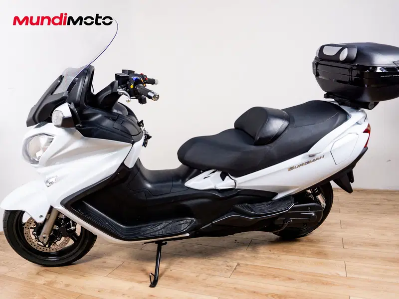 Suzuki Burgman AN 650 Executive ABS (2013 - 17) (8)