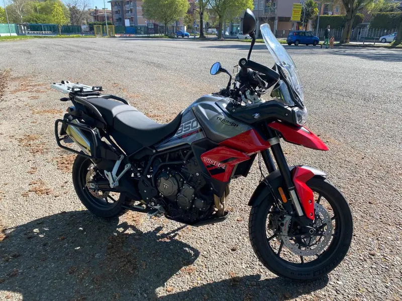 Triumph Tiger 850 Sport (2021 - 25) (2)