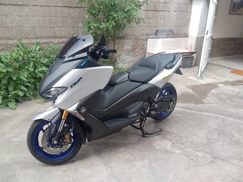 Yamaha T-Max 530 SX Sport Edition (2018 - 19) (3)