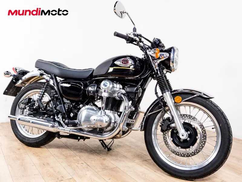 Kawasaki W 800 (2021 - 26) (2)