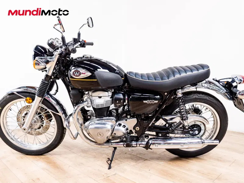 Kawasaki W 800 (2021 - 26) (6)