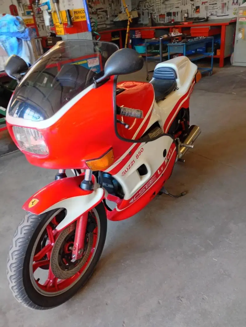 Moto Guzzi Le Mans III (2)