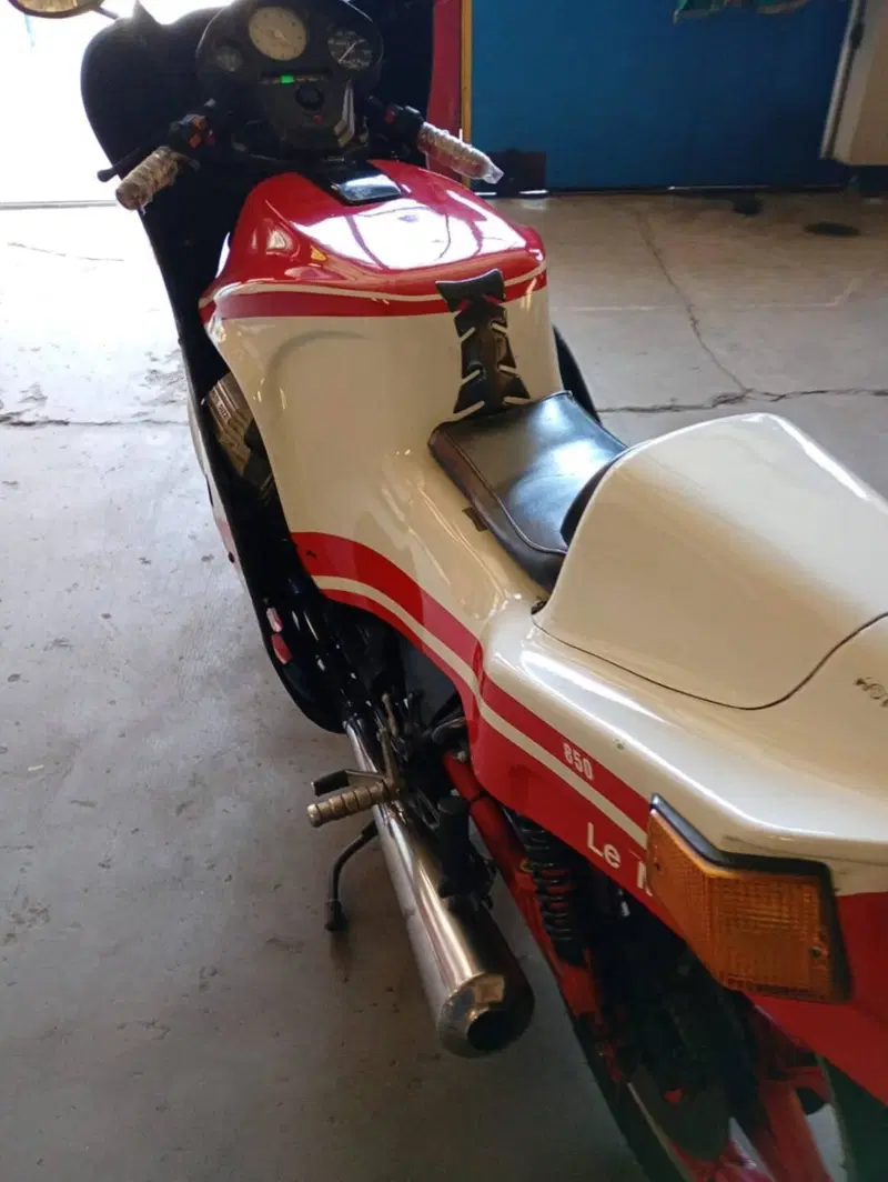 Moto Guzzi Le Mans III (6)