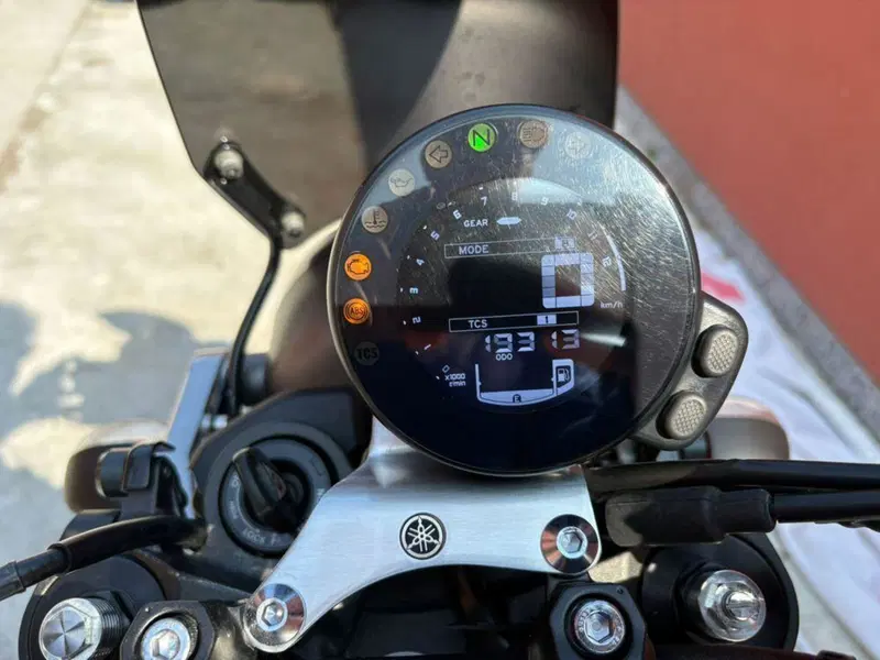 Yamaha XSR 900 ABS (2016 - 20) (9)