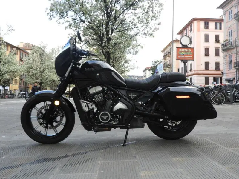 Moto Morini Calibro Bagger (2024 - 26) (4)