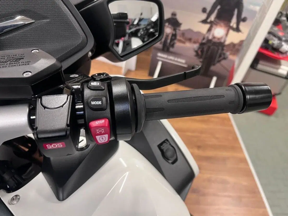 Bmw R 1250 RT (2021 - 25) (11)