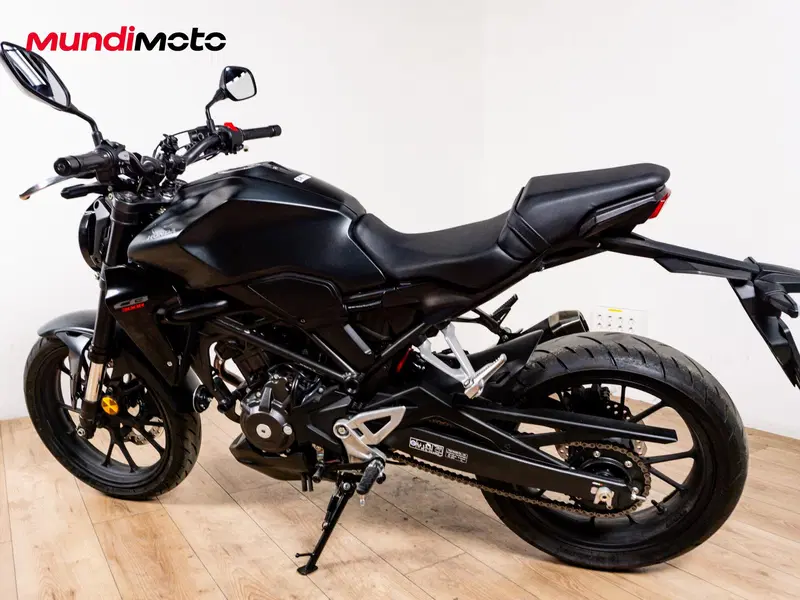 Honda CB 300 R (2022 - 26) (7)