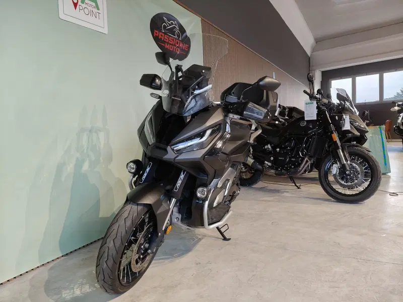Honda X-ADV 750 DCT Adventure (2021 - 24) (3)