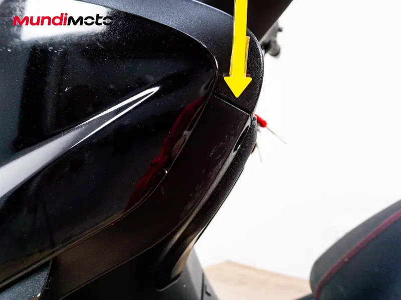 Yamaha X-Max 250 Sport (2011 - 13) (16)